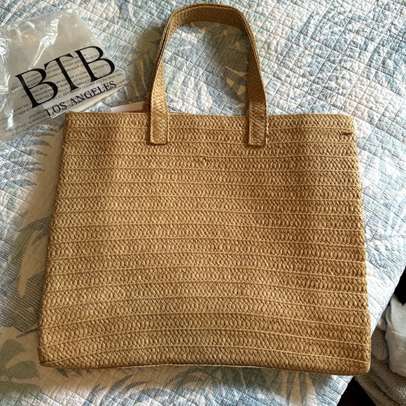 Btb Los Angeles, VITAMIN SEA Pastel Letters Straw Beach Tote B… - Picture 2 of 4